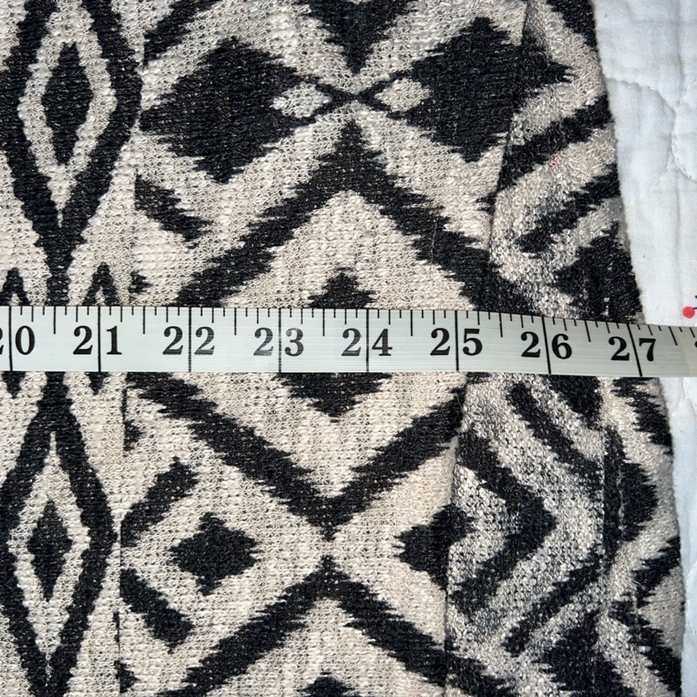Ginger G Tribal Print Lightweight Sweater Size Large Pullover Brown & Beige - Picture 7 of 10